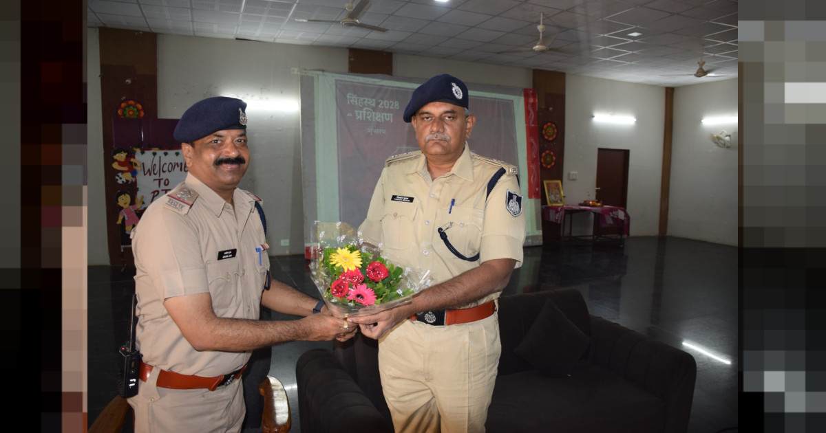 सिंहस्थ कुंभ महापर्व 2028 की सुरक्षा व्यवस्था ड्यूटी हेतु अनूपपुर पुलिस लाइन में प्रथम प्रशिक्षण सत्र का भव्य शुभारंभ