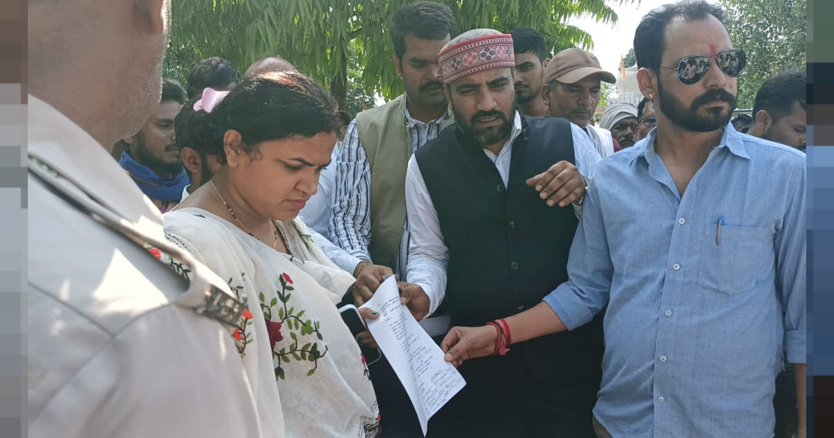 ब्यौहारी: पेट्रोल पंप पर युवक से मारपीट, पुलिस कार्रवाई न होने पर ग्रामीणों ने दी उग्र आंदोलन की चेतावनी