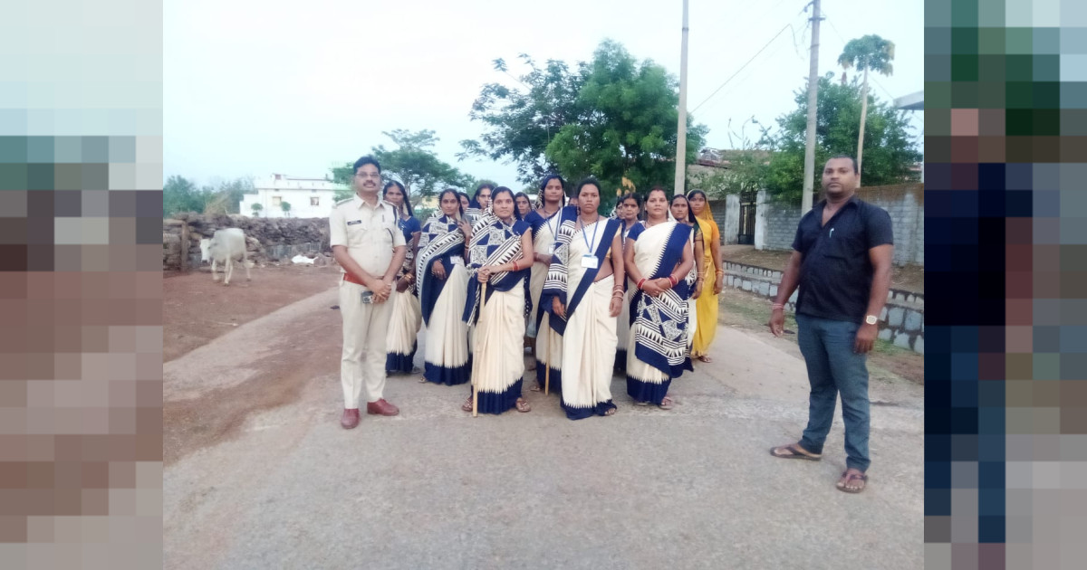 नशामुक्त समाज के लिए गिरौदपुरी पुलिस और महिला कमाण्डो की संयुक्त पहल