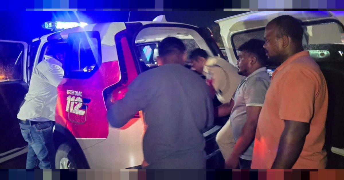 डायल-112,थाना रामनगर पुलिस एवं डोला के साहसी युवकों की तत्परता से तालाब में गिरे वाहन का सफल रेस्क्यू