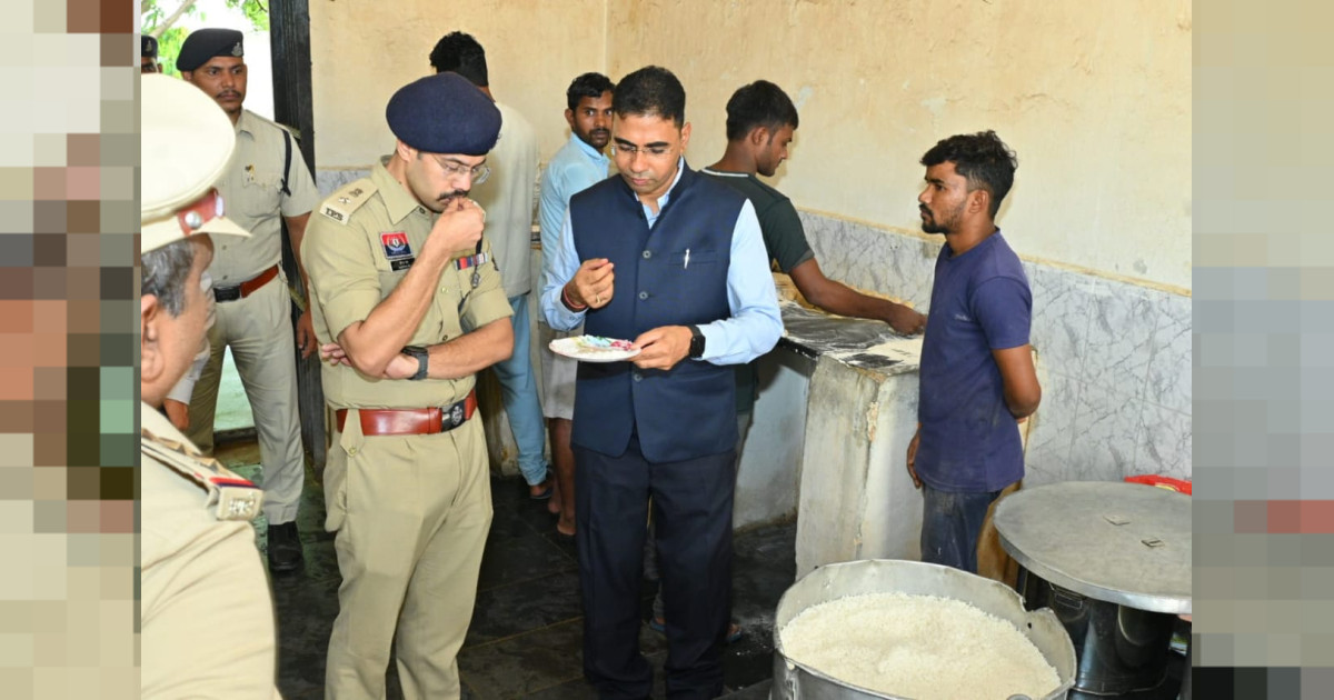 कलेक्टर -एसपी ने किया जिला जेल का निरीक्षण