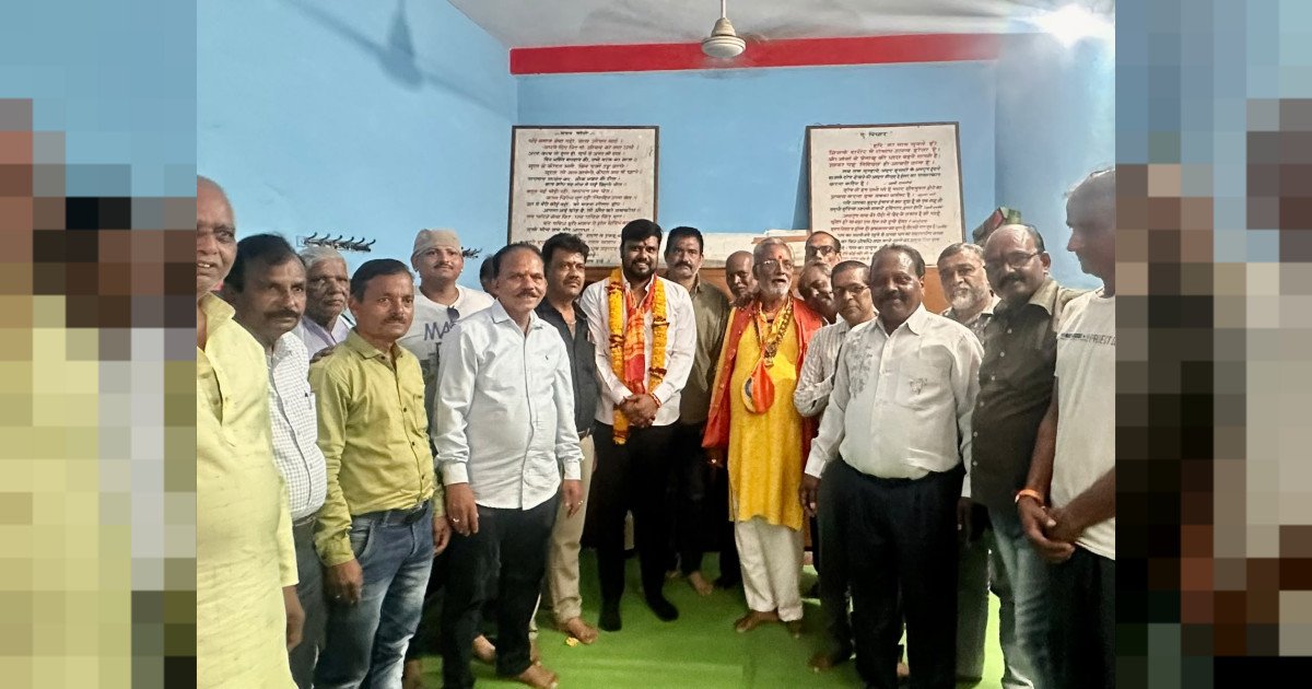 सागर चौरसिया समाज ने एल्डरमैन अभिषेक (अंकु) चौरसिया का किया सम्मान