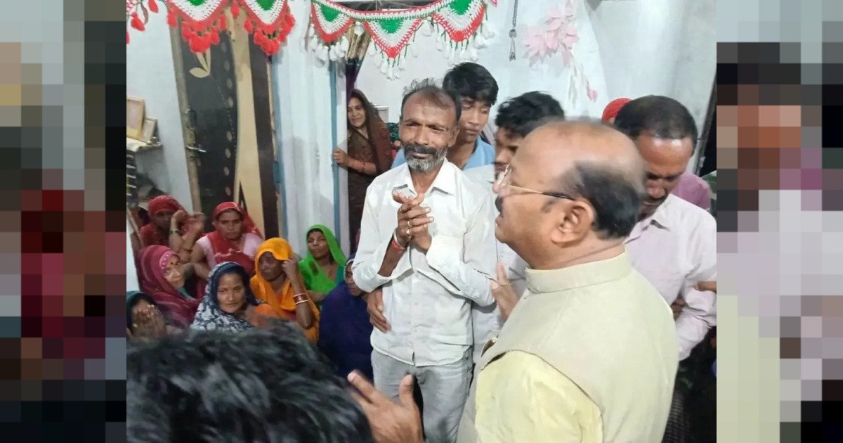 सकोला-पकरिया की दुःखद घटना से मन अत्यंत व्यथित है।