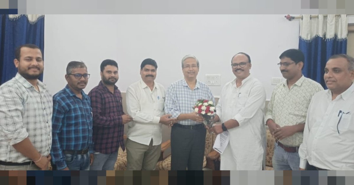 रेलवे मजदूर कांग्रेस ने डीआरएम का किया स्वागत